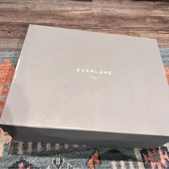 Everlane The Editor Kitten Heel boots - Picture 6 of 9